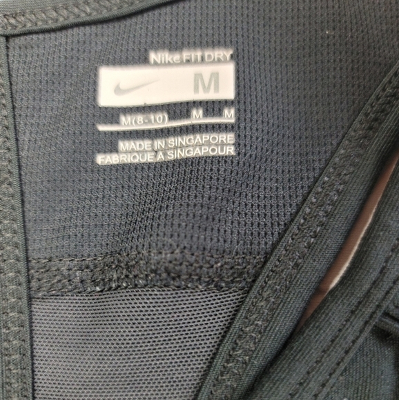 NIKE keyhole racerback athletic tank with - Picture 3 of 10